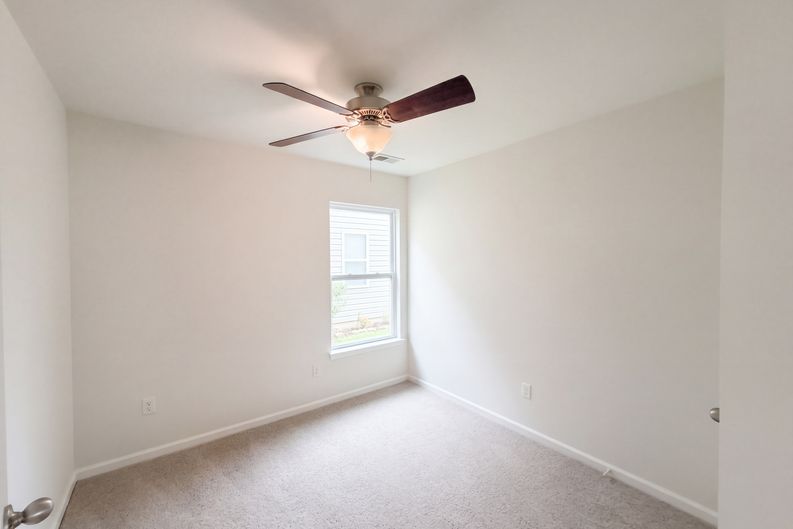Photo 9 of 14 of 168 Brittondale Rd, Summerville, SC