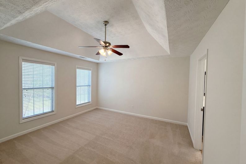 Photo 14 of 25 of 3099 Brooksong Way, Dacula, GA