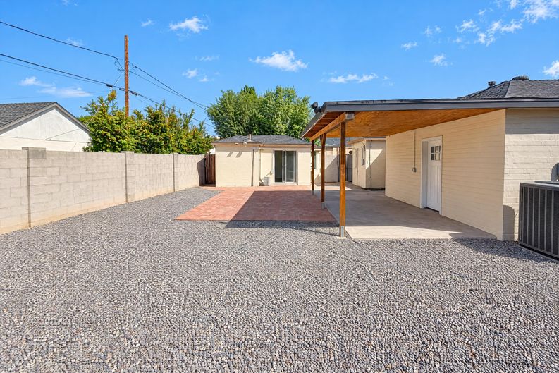 Photo 6 of 30 of 542 W Lewis Ave, Phoenix, AZ