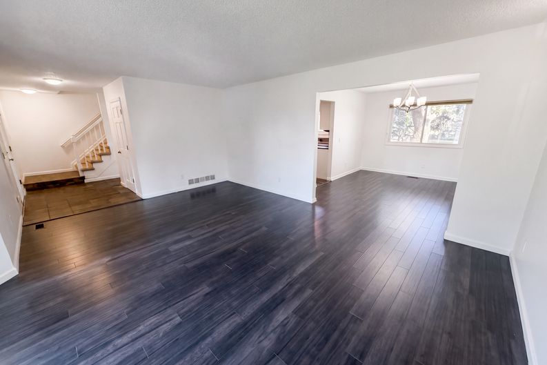 Photo 3 of 39 of 20890 E Sussex Ct, Parker, CO
