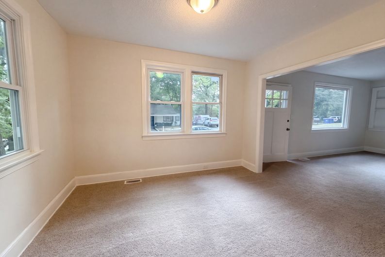 Photo 10 of 16 of 4300 Hulda Ave, Columbia, SC