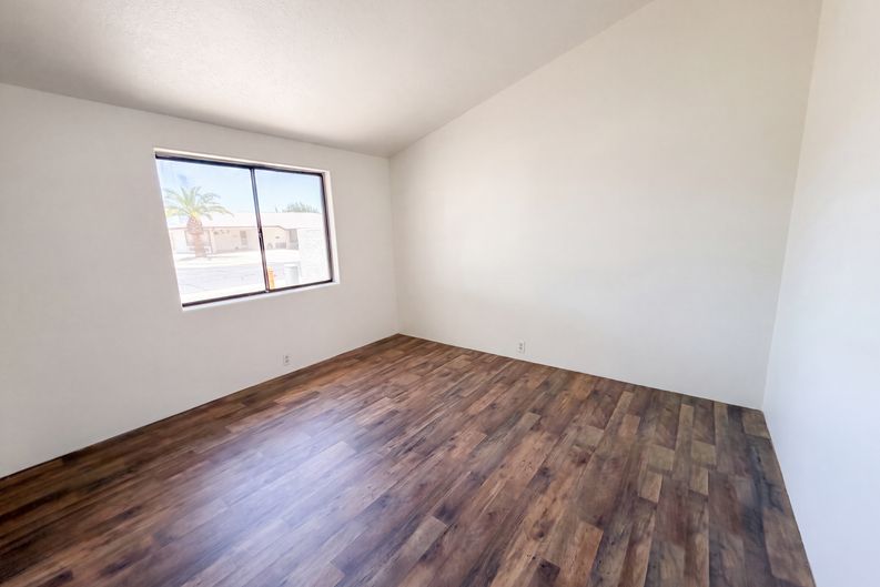 Photo 11 of 26 of 103 N 63rd St, Mesa, AZ