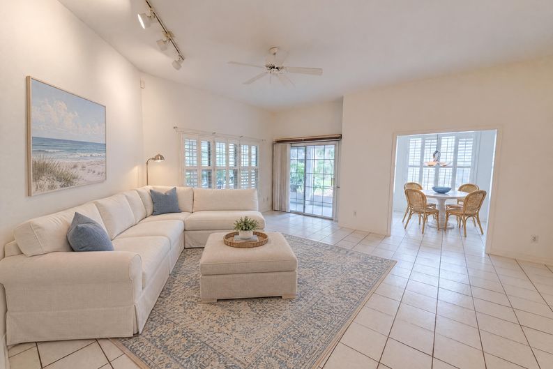 Photo 3 of 19 of 3319 Newbliss Cir, Ormond Beach, FL