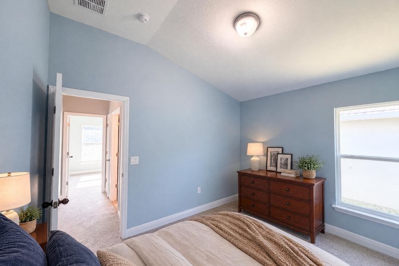 Photo 21 of 26 of 1229 Longville Cir, Tavares, FL