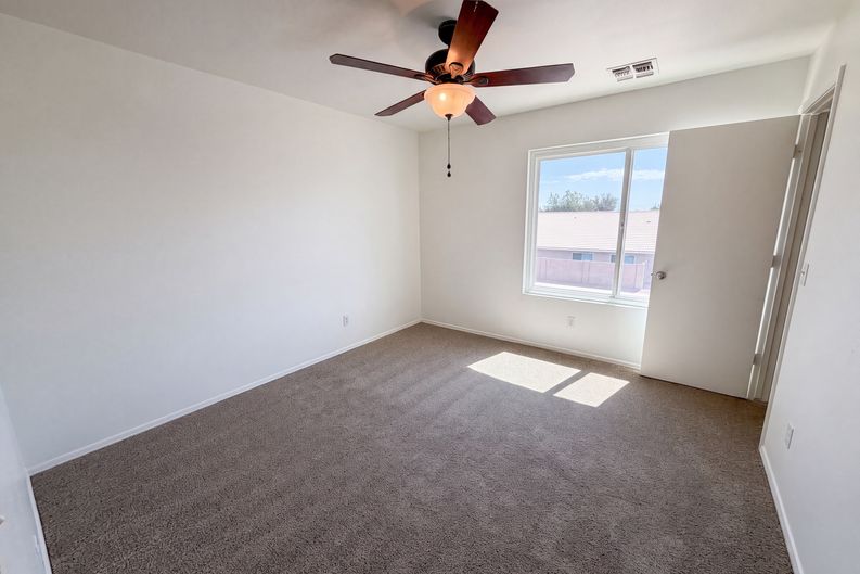 Photo 15 of 30 of 8274 S Stephanie Ln, Tempe, AZ