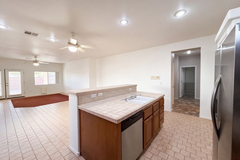 Photo 6 of 17 of 4433 El Presidio Dr, Las Vegas, NV
