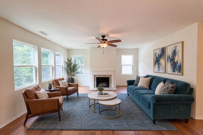 Photo 3 of 35 of 4732 Lonnie Dr, Rolesville, NC