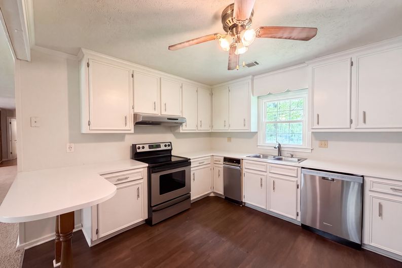 Photo 11 of 34 of 2310 McEachern School Rd, Powder Springs, GA