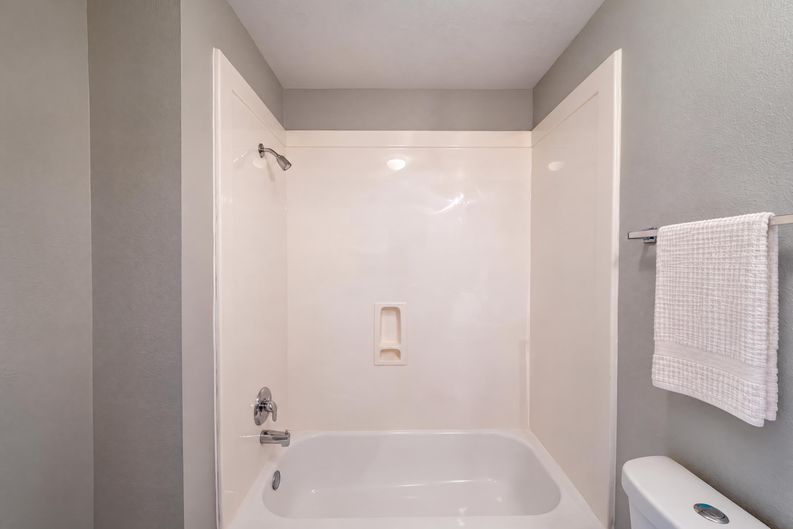 Photo 28 of 41 of 11810 White Water Bay Dr, Pearland, TX