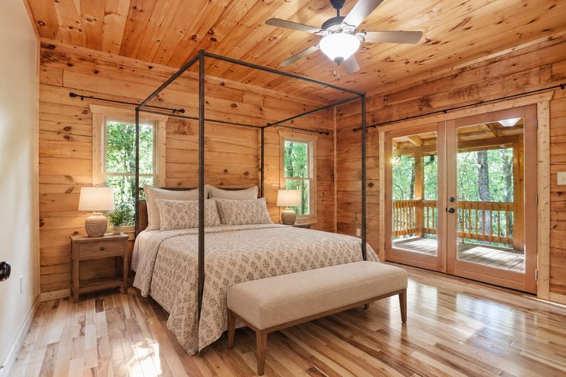 Photo 11 of 36 of 702 Ranch Mountain Dr, Dahlonega, GA