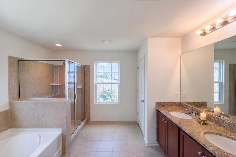 Photo 14 of 35 of 4732 Lonnie Dr, Rolesville, NC
