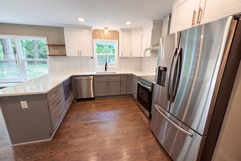 Photo 24 of 38 of 1772 Huntingford Dr, Marietta, GA