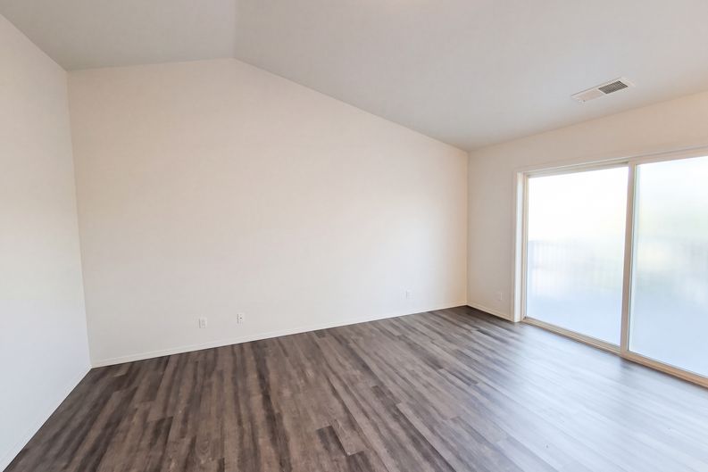 Photo 20 of 43 of 1465 Grand Point Way, Reno, NV