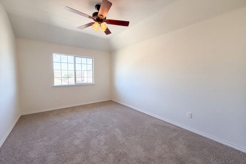 Photo 10 of 21 of 5800 Chuck Wagon Ln, McKinney, TX