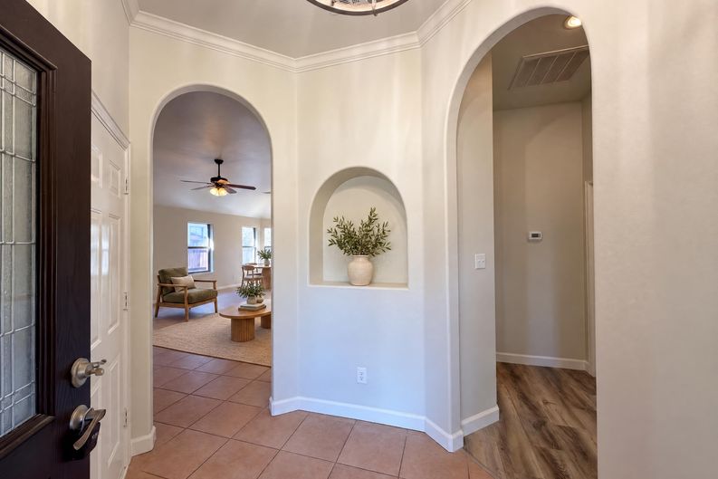 Photo 7 of 21 of 2961 Salado Trl, Fort Worth, TX