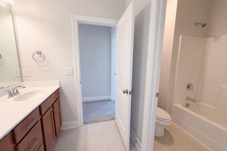 Photo 10 of 17 of 1102 Meadow Pond Dr, Durham, NC