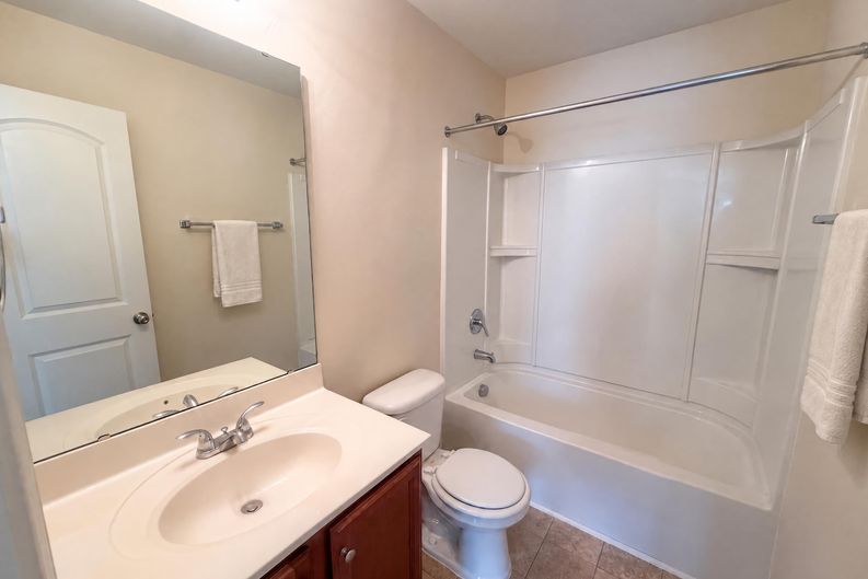 Photo 16 of 22 of 741 Cairn Cir, Burlington, NC