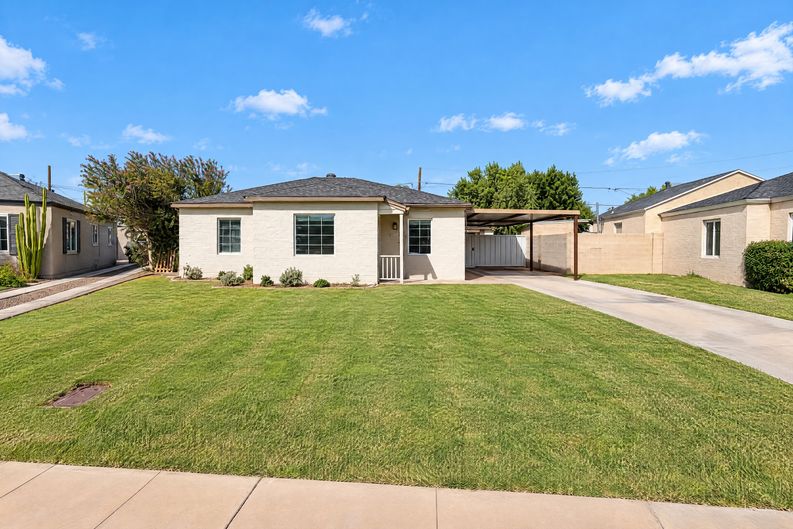 Photo 1 of 30 of 542 W Lewis Ave, Phoenix, AZ