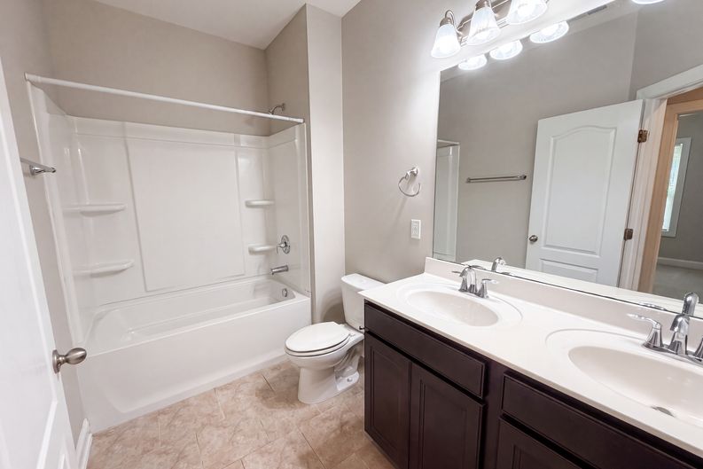Photo 12 of 16 of 109 Belle Plain Dr, Morrisville, NC