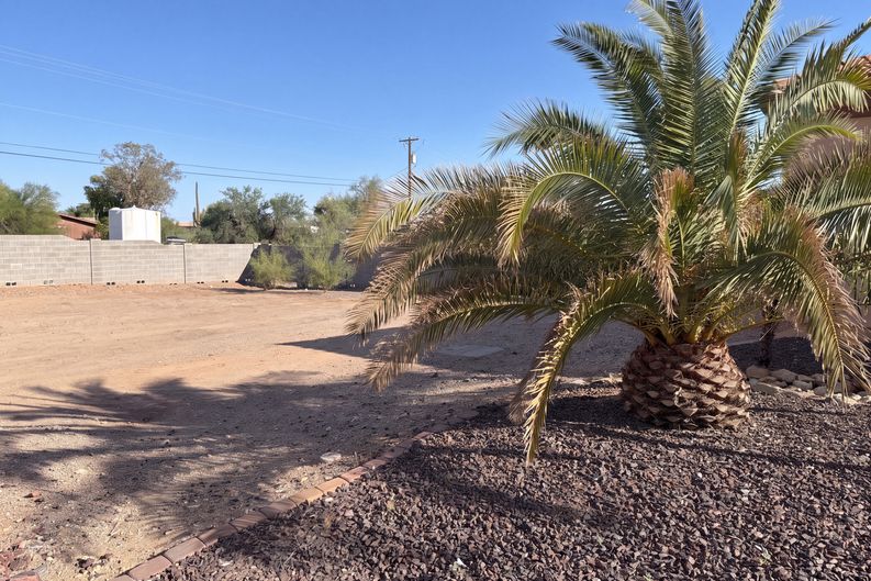 Photo 37 of 137 of 16806 W Dove Wing Way, Surprise, AZ