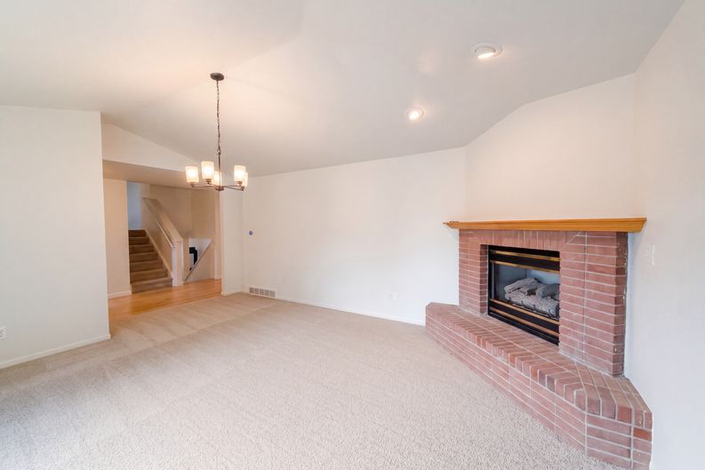 Photo 8 of 39 of 2924 Bow Line Pl, Longmont, CO