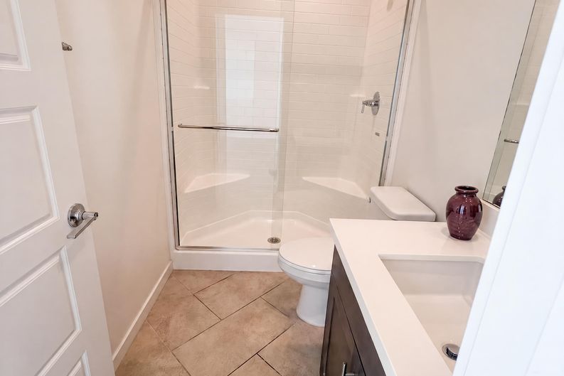 Photo 15 of 21 of 573 Winchester Dr, Oxnard, CA