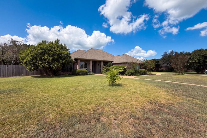 Photo 15 of 16 of 11117 Weatherford Dr, Belton, TX