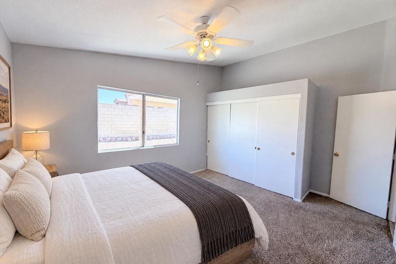 Photo 12 of 33 of 9121 Indian Breeze Dr, Las Vegas, NV
