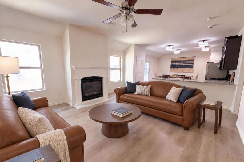 Photo 8 of 16 of 5558 Yarborough Dr, Forney, TX