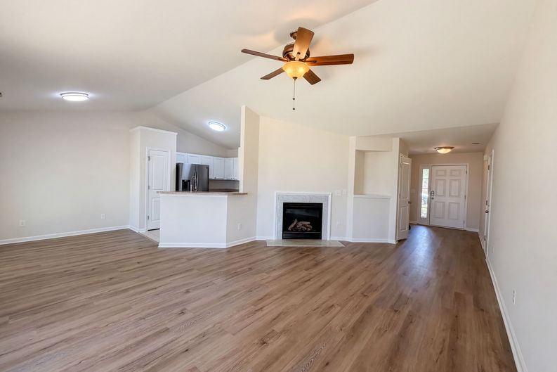 Photo 3 of 17 of 9794 Stockport Cir, Summerville, SC