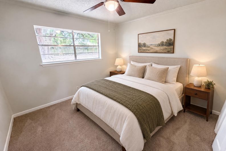 Photo 9 of 21 of 912 S 23rd St, Nederland, TX