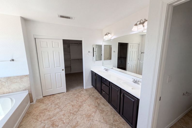 Photo 23 of 41 of 3269 N 301st Dr, Buckeye, AZ
