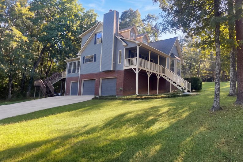 Photo 25 of 30 of 8857 Lakeridge Ter, Pinson, AL