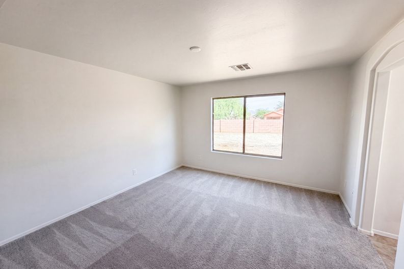 Photo 13 of 21 of 6550 W Wolf Valley Way, Tucson, AZ