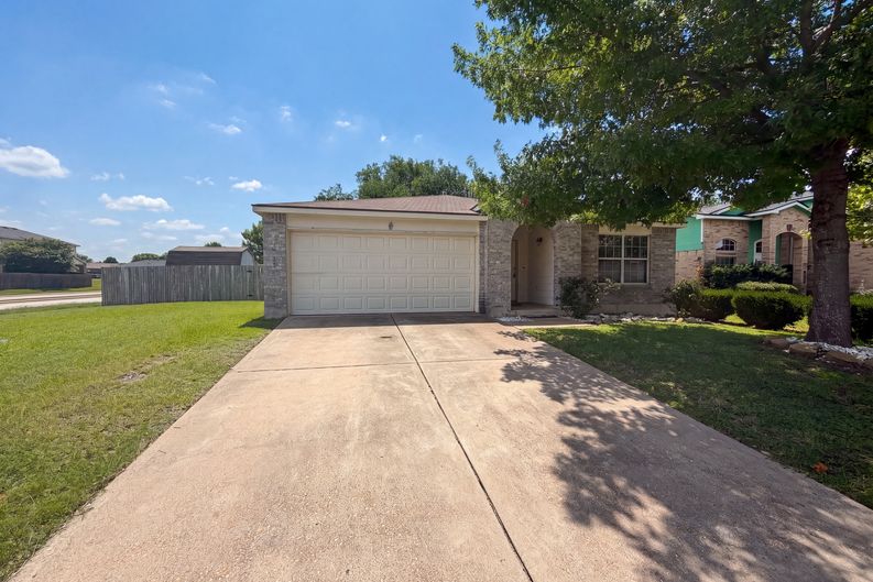 Photo 16 of 19 of 5313 Southern Crossing Dr, Temple, TX