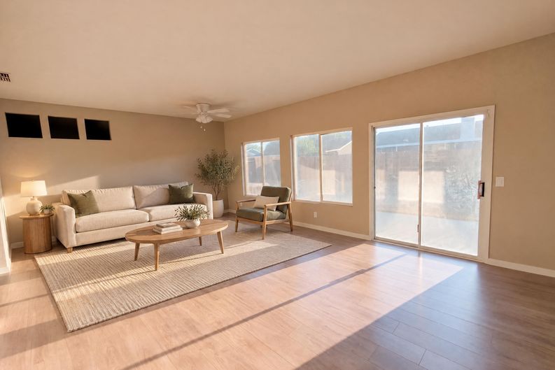 Photo 3 of 20 of 2026 Bridgewater St, Atwater, CA