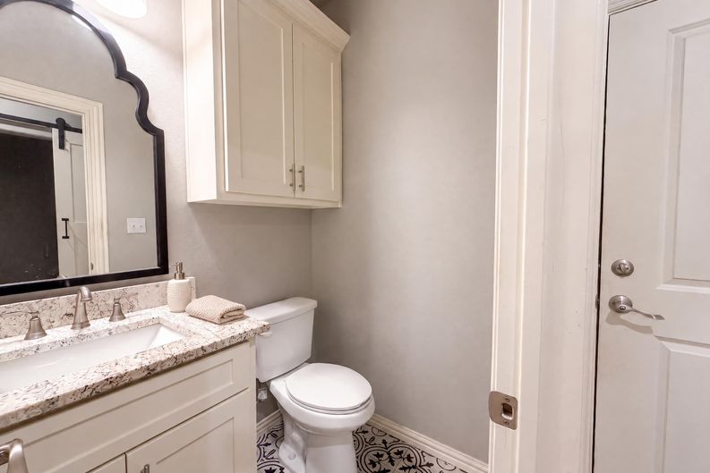 Photo 10 of 20 of 3712 Magnolia Ct, Denison, TX