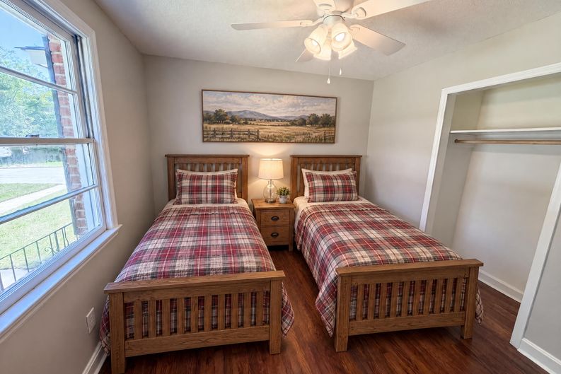 Photo 14 of 24 of 1817 Neptune Dr, Columbia, SC