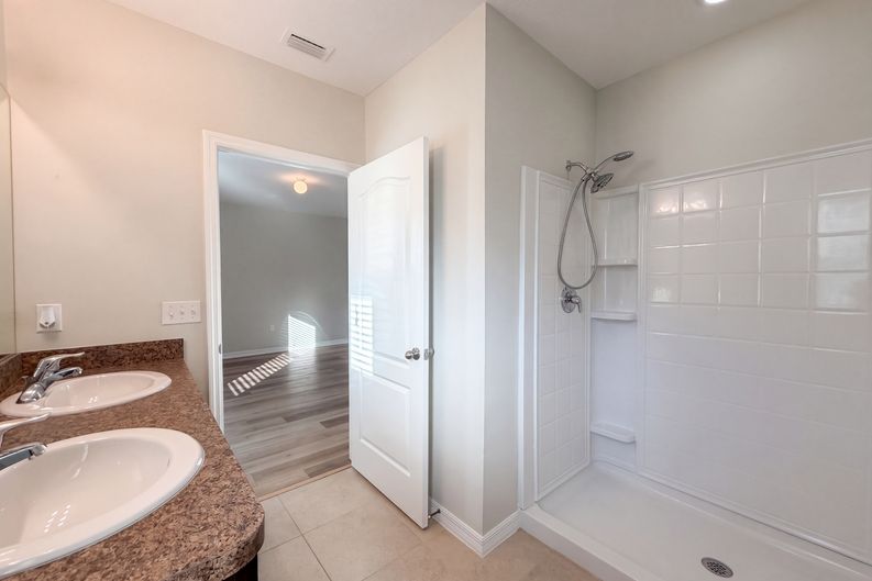 Photo 7 of 18 of 4269 Bramblewood Loop, Spring Hill, FL