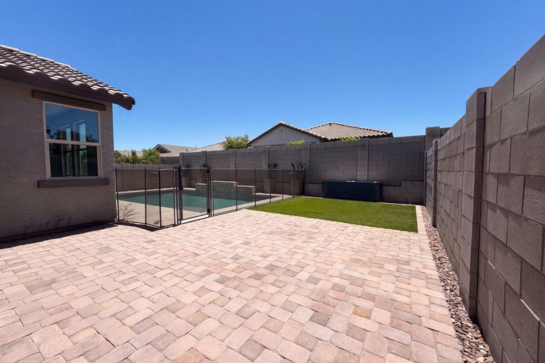 Photo 15 of 17 of 2831 W Rainbow Dr, San Tan Valley, AZ