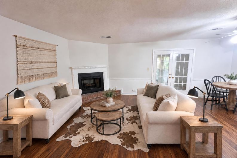 Photo 3 of 46 of 5997 Wintergreen Rd, Norcross, GA