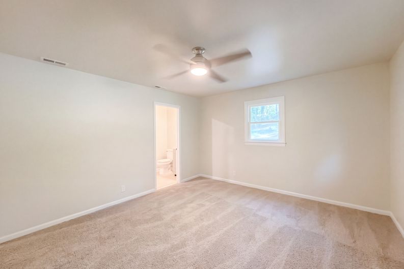 Photo 14 of 24 of 212 Red Oak Ave, Durham, NC
