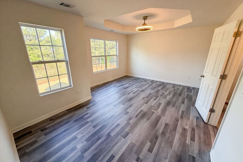 Photo 19 of 27 of 474 Village Way, Loganville, GA