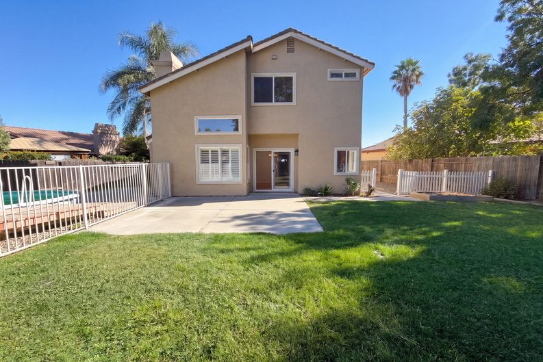 Photo 6 of 31 of 396 Quail Dr, Woodland, CA