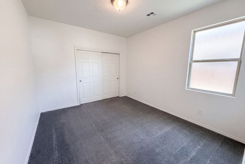 Photo 10 of 20 of 2032 Lobo Trot Ct SE, Albuquerque, NM