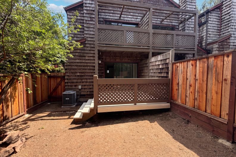 Photo 5 of 19 of 1555 Hecker Pass Rd, Gilroy, CA