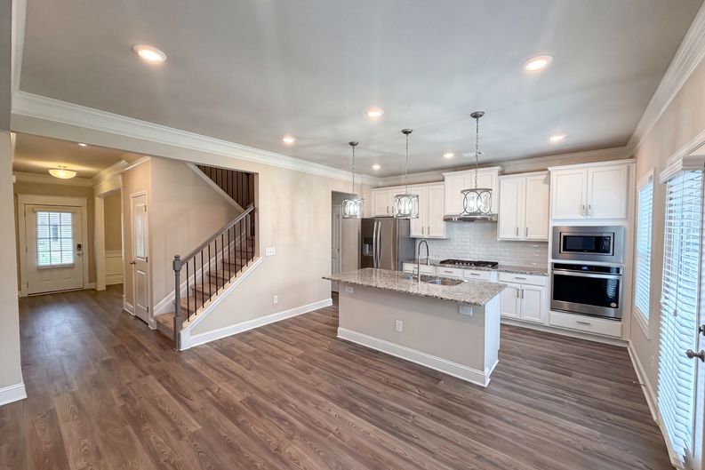 Photo 6 of 24 of 158 Mitchem Creek Dr, Loganville, GA