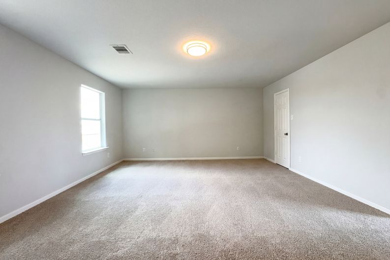 Photo 4 of 17 of 2310 Redfish Dr, Texas City, TX