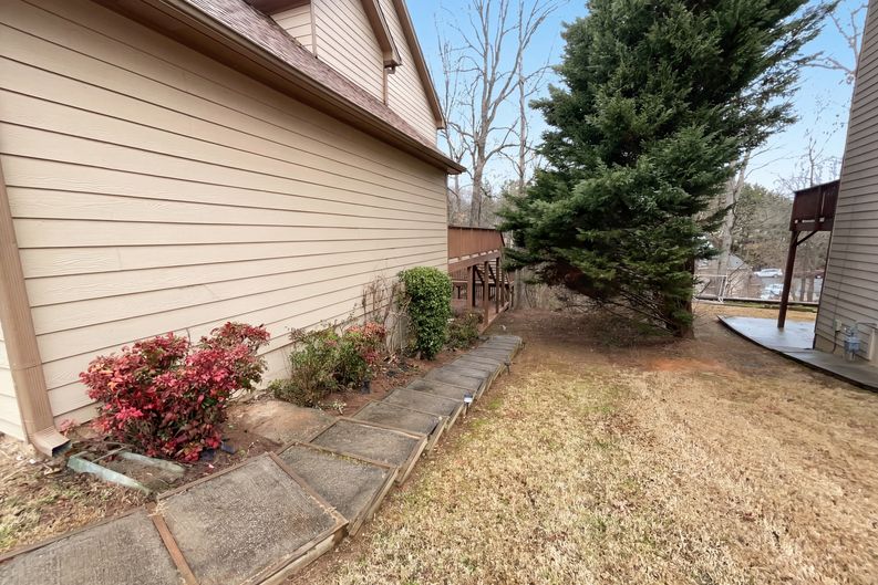 Photo 8 of 35 of 2859 Savannah Walk Ln, Suwanee, GA