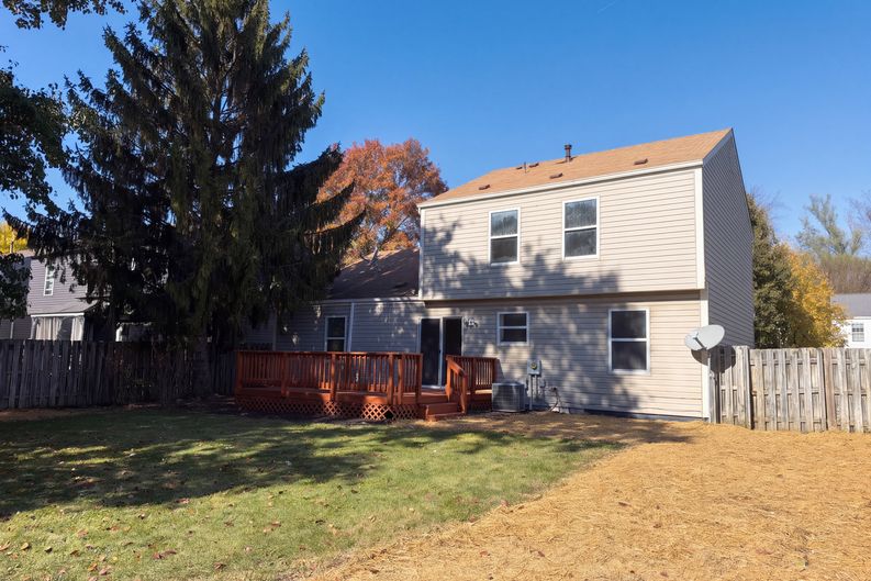 Photo 20 of 24 of 6199 Bay Brook Dr, Canal Winchester, OH